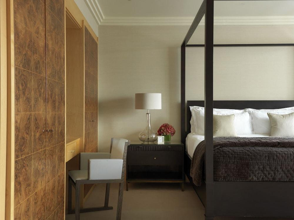 The Westbury Hotel Dublin Exterior foto A bedroom at The Connaught